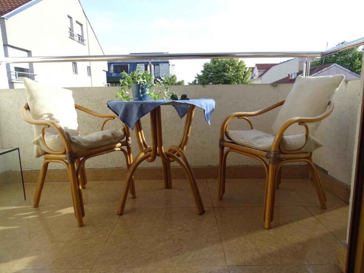 Blue Apartment Belgrado Buitenkant foto